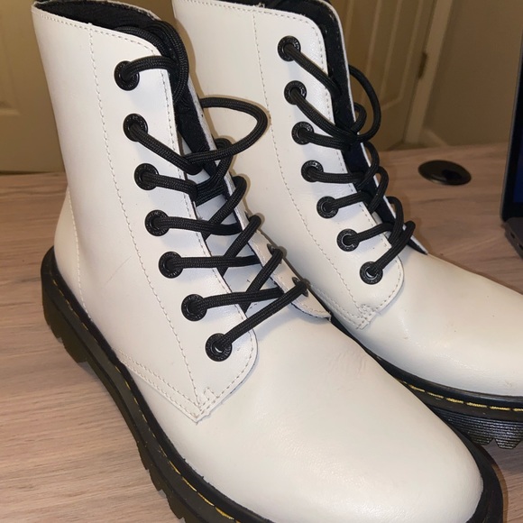 Dr. Martens Shoes - Dr. Martens Boot